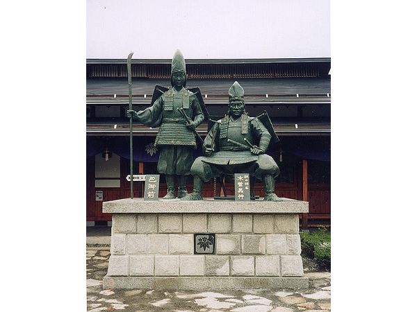 四津井の銅像製作事例
